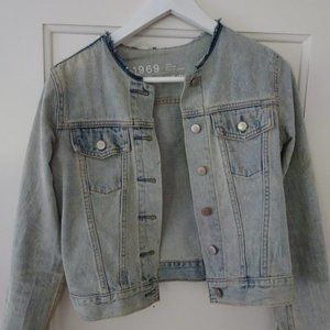Lightwash Gap Jeans Jacket